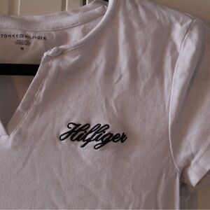Tommy Hilfiger White Embroidered 'Hilfiger' Tee